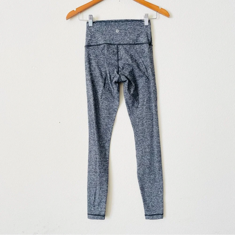 Lululemon SIZE 4 Wunder Under gray high rise leggings